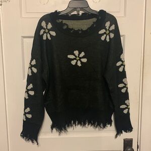 NWOT No Brand sz. L Torn Daisy Sweater Super Soft!